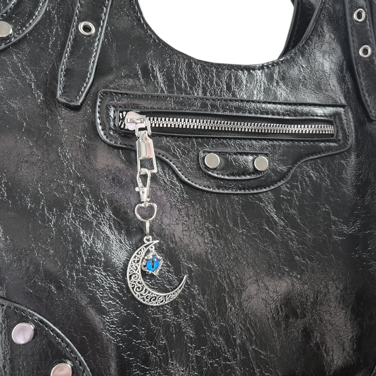Witchy Eye On You charm shoulder bag